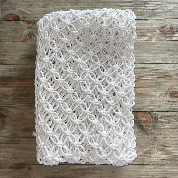 Macrame Tote - Picture 3 of 7